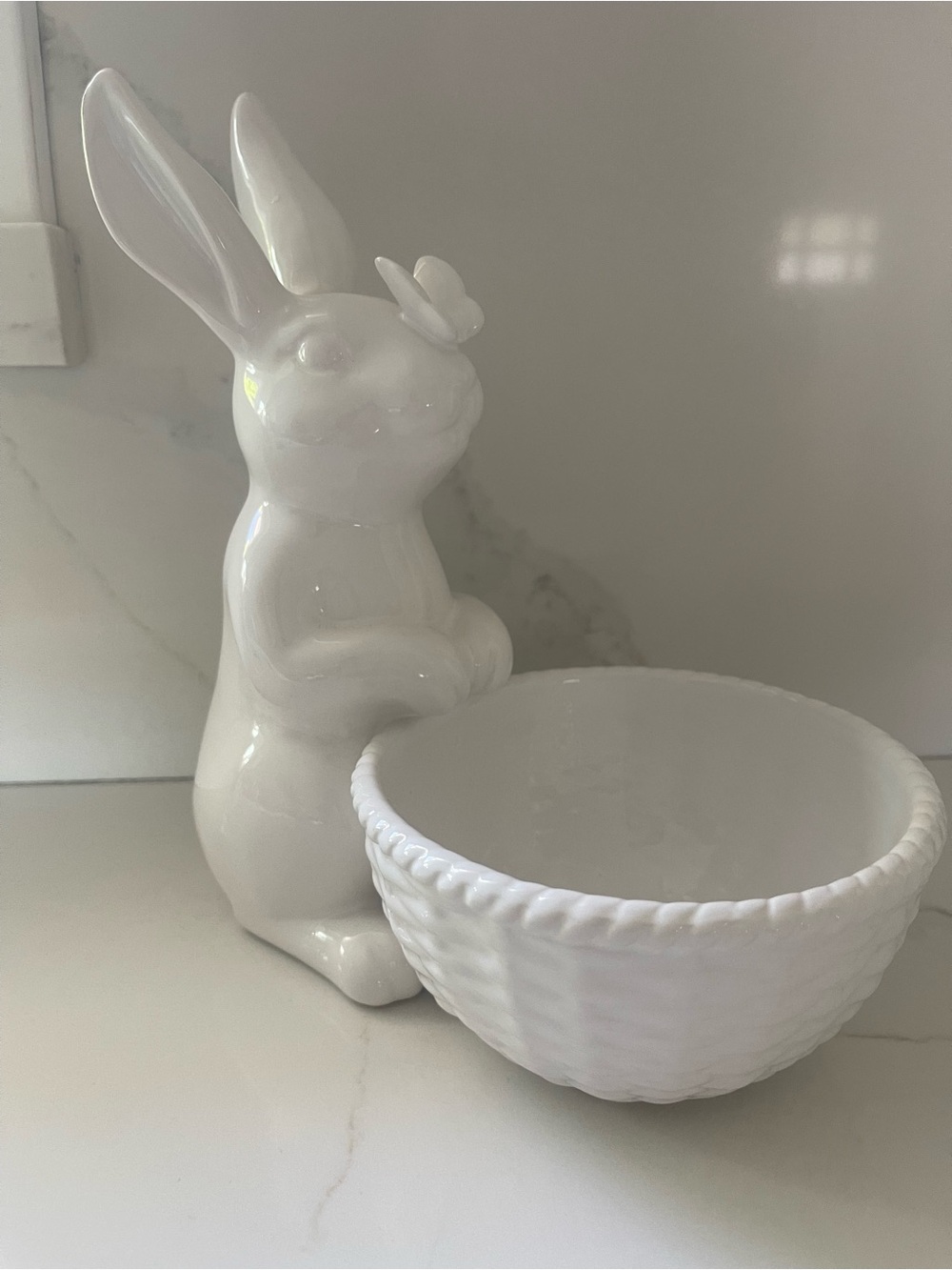 Rare Williams Sonoma Sculptural Bunny small bowl crafted from white stoneware